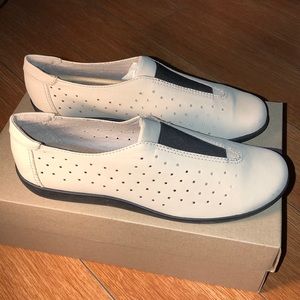 Clark’s Collection Perforated Slip on Flats
